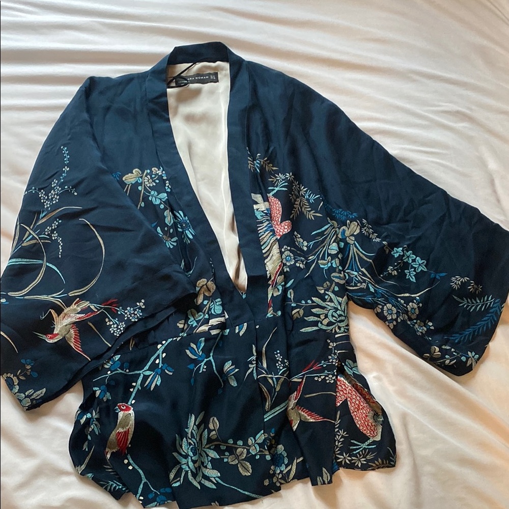 Zara Woman Navy and Cream kimono Jacket